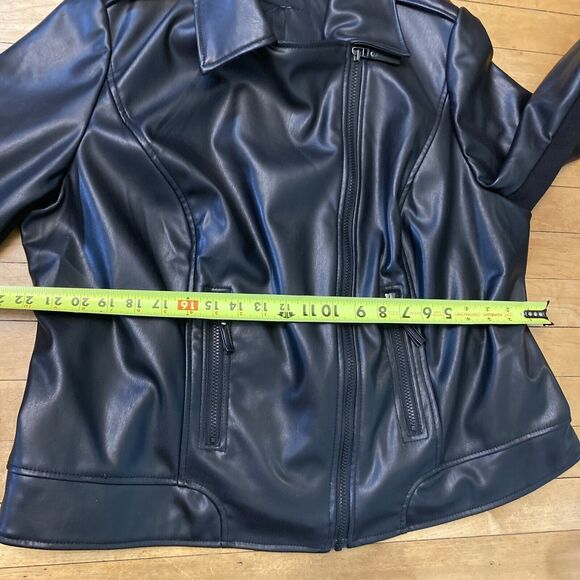 Lane Bryant Womens Jacket Size L? Black Polyester Faux Leather Bomber - Picture 10 of 16
